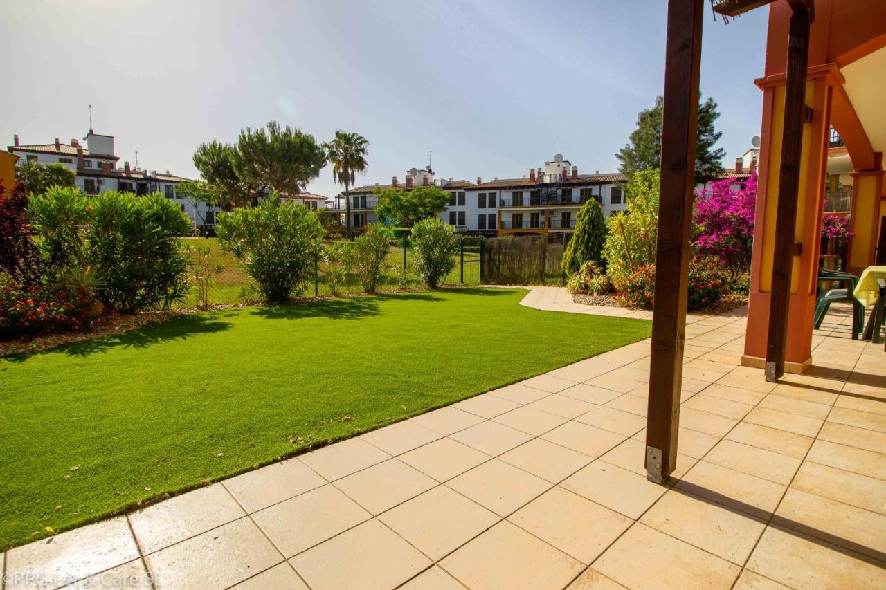 Modern Garden Apartment Аямонте Екстериор снимка